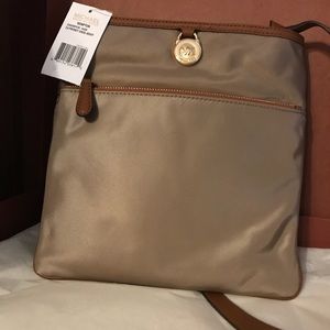 Michael Kors Kempton Large Crossbody Shoulder Bag